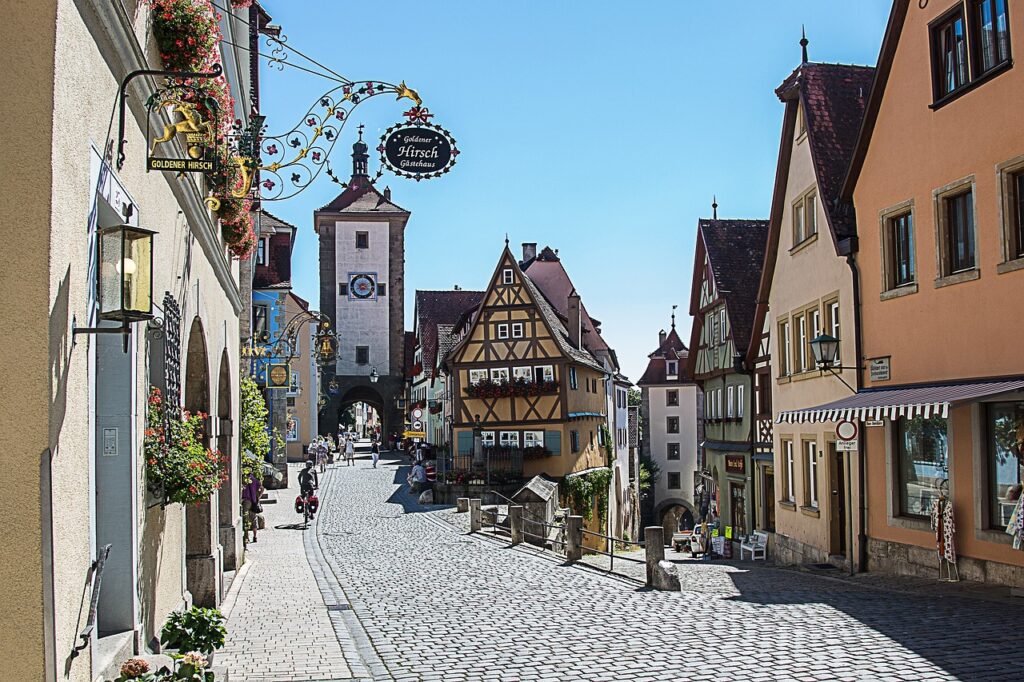 wiesbaden to prague taxi transfer
